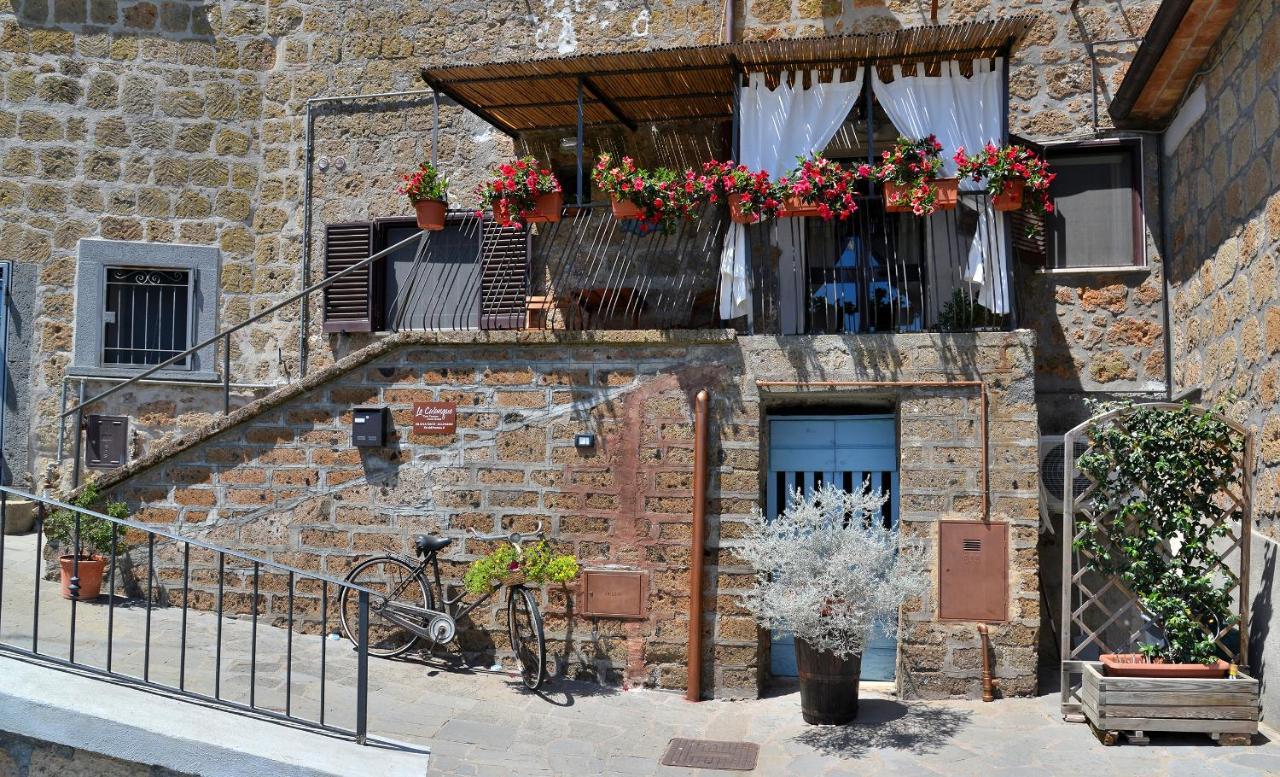 Le Calanque La Terrazza Su Civita Lubriano Luaran gambar