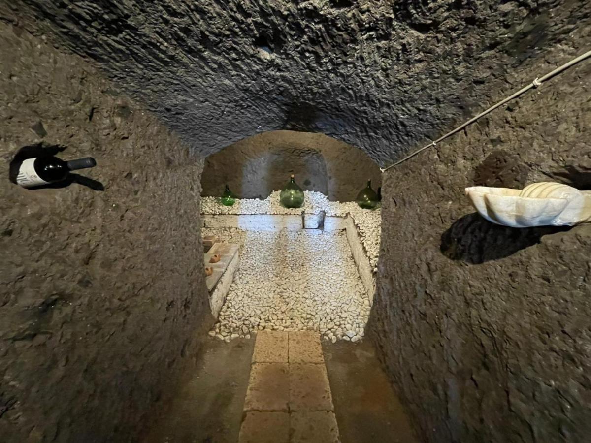 Le Calanque La Terrazza Su Civita Lubriano Luaran gambar