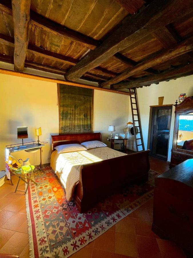 Le Calanque La Terrazza Su Civita Lubriano Luaran gambar